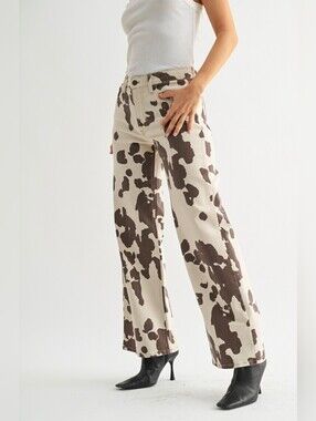 Abercrombie & Fitch Baggy Boot Mid Rise Cow Print Jeans Size 24 Short